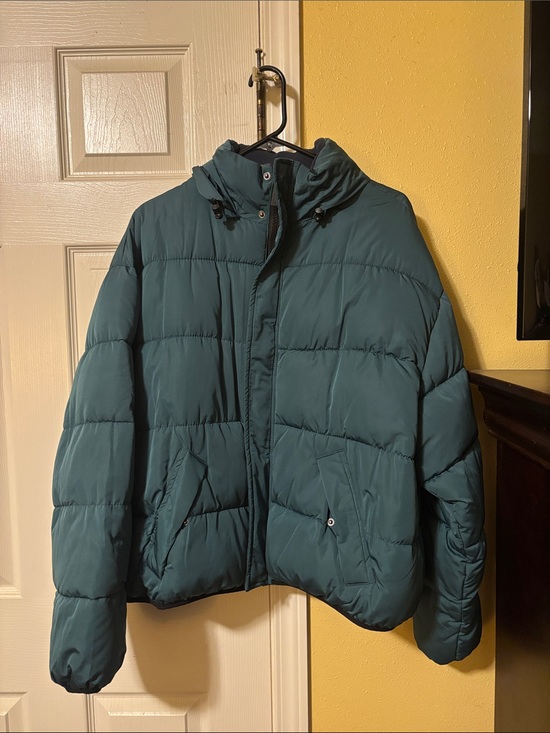 Urban Outfitters Jackets & Blazers - Urban Outfitters dark green Quilted Puffer Jacket
